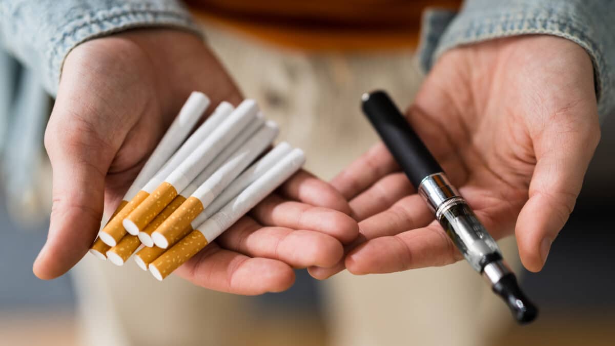 Smoking Tobacco E Cigarette